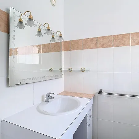 Aliscamps - 4 Pers 75m2 - Terrasse - Climatise Cannes