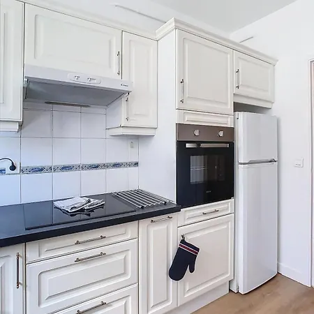Aliscamps - 4 Pers 75m2 - Terrasse - Climatise